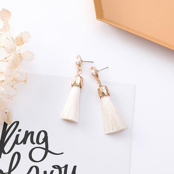 NEW LILLIE Cute Tassel Handmade Earrings 9 - Picture 2 of 3